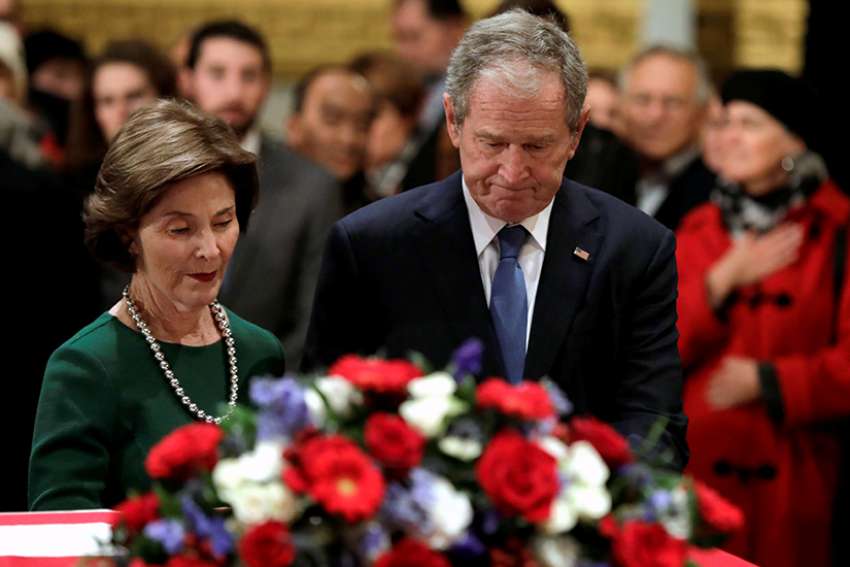 Pope Francis expresses condolences for death of former President Bush