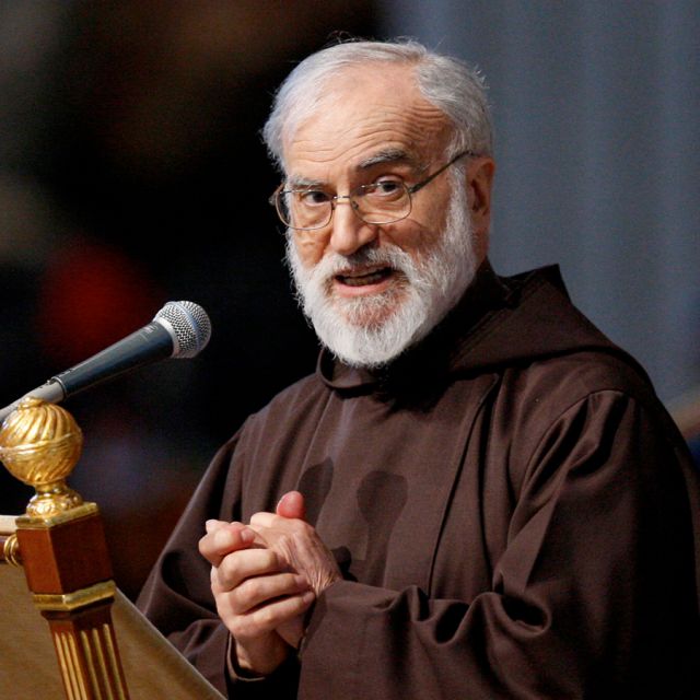 Celibacy should be seen as 'gift of grace,' not burden, speakers say 