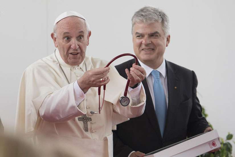 Pope to scientists: Faith doesn't hurt reason, it leads to greater truth