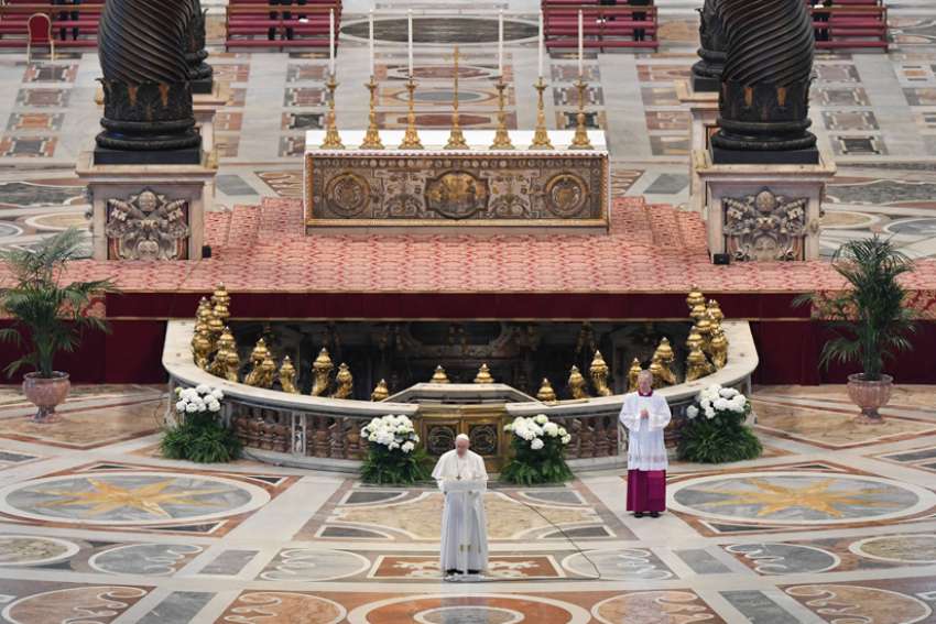 Pope Francis calls for a 'contagion' of Easter hope