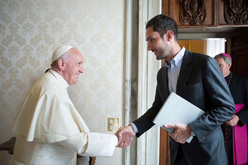 Pope Francis to make debut on Instagram, Vatican official says