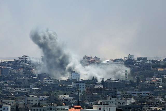 Even with airstrike warnings, Gaza parish staff have nowhere to go