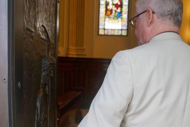 300,000 pilgrims expected to pass through Quebec’s Holy Door