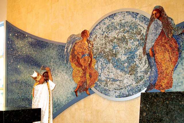 Artist Hall’s latest work blessed at Saskatoon cathedral