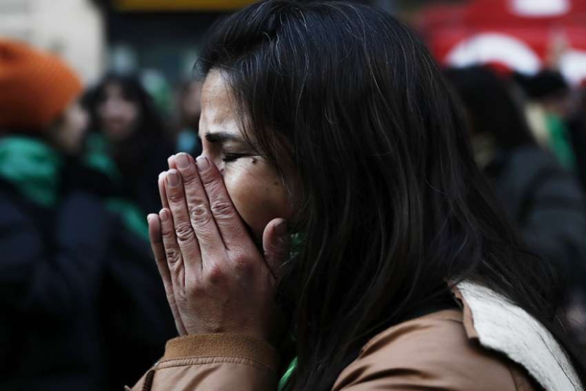 Dozens of Argentinians protest in favour of abortion rights
