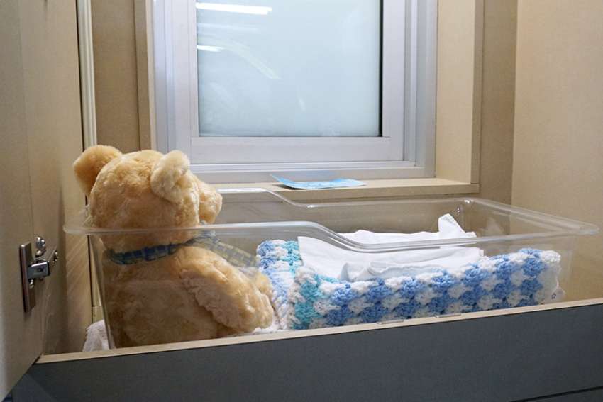Catholic program for abandoned babies saves first newborn in Edmonton