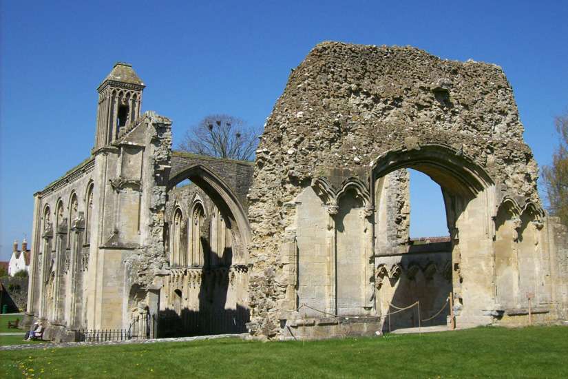Archaeologists: Monks made up legends about King Arthur’s burial site