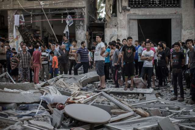 Ceasefire gives Gaza civilians brief chance to assess damage, seek aid