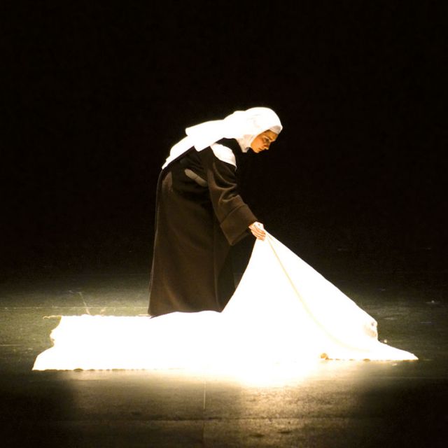 Opera tackles brutality inflicted upon Carmelites