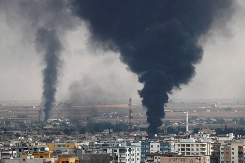 Humanitarian groups scramble to help people fleeing northeast Syria