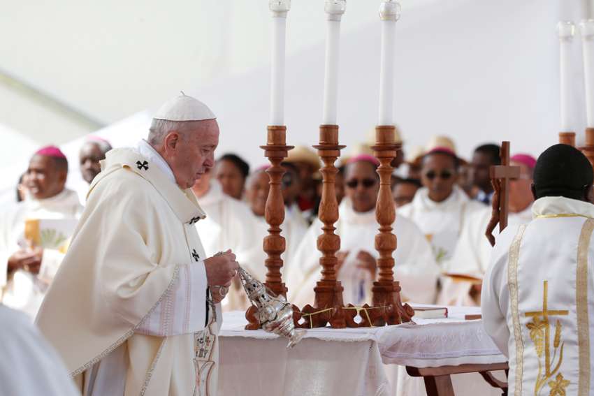Solidarity, not poverty, is God's plan, Pope Francis says