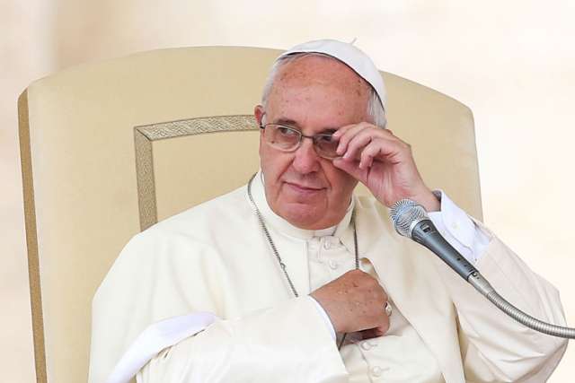 The Economist accuses Pope Francis of ‘following Lenin’