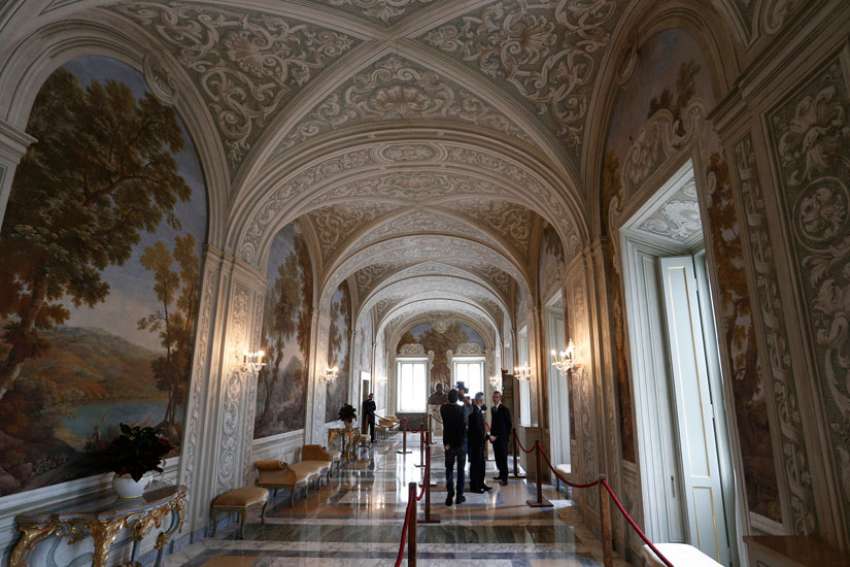 Papal summer residence opens to the public for the first time