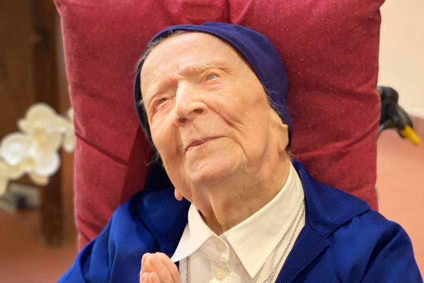 Sister André, oldest known person in world, dies in France at age 118