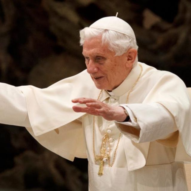 Catholic beliefs are not open to popular vote, pope says 