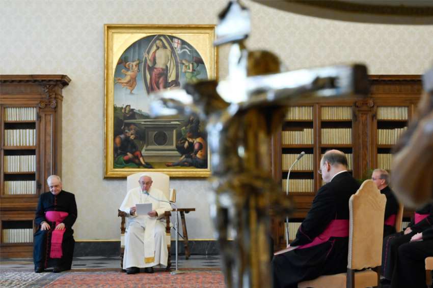 Pope Francis: Prayer establishes trusting relationship with God