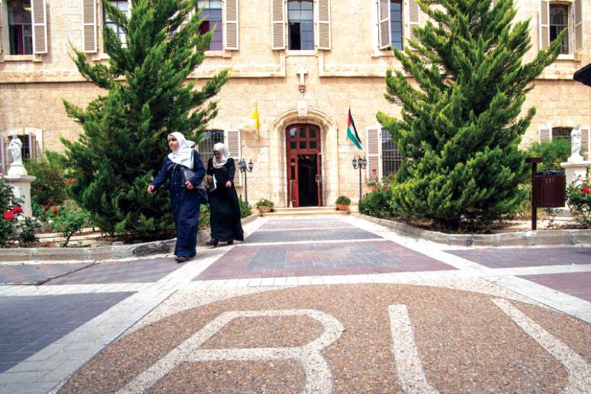 Holy Land school contributes to rebounding tourism industry
