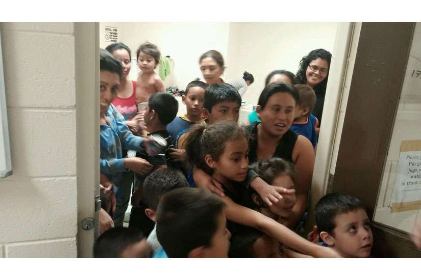 Bishops in Mexico's South: Catholics must change views on migrants