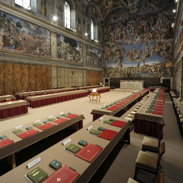 What happens when cardinals elect a pope 