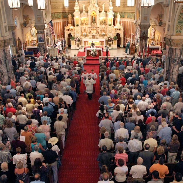 Survey shows low U.S. confidence in organized religion 