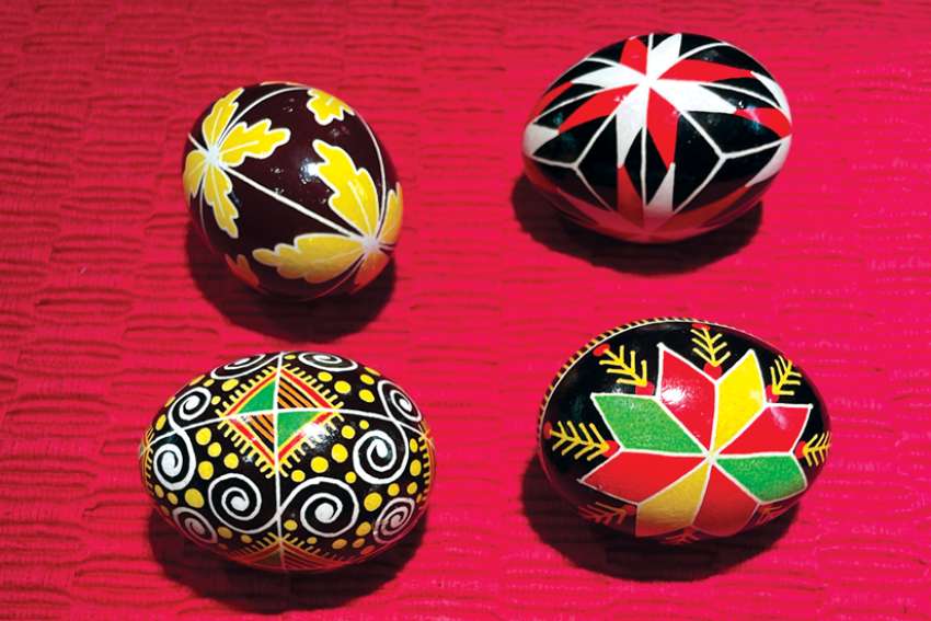 Easter tradition aids Ukrainian homeland