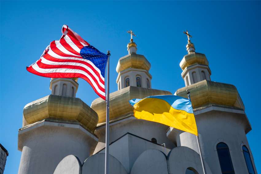 Church leaders join Ukrainian Americans in praying for loved ones, homeland