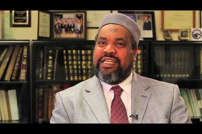 Muslim leaders plan summit on protecting non-Muslims in their midst