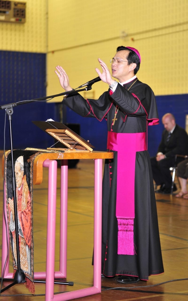 Students celebrate Blessed John Paul II