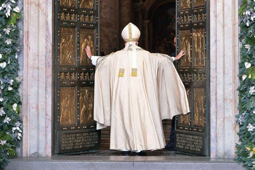Holy Year is a reminder to put mercy before judgment, Pope says