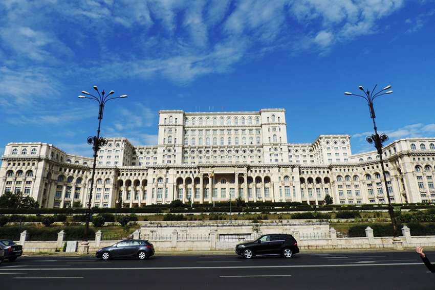 Romania takes step toward marriage defence constitutional amendment