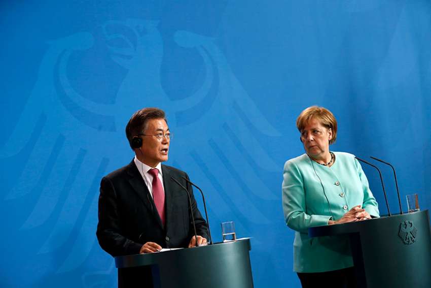 Korean bishops' head backs South Korean leader's peace goal with North