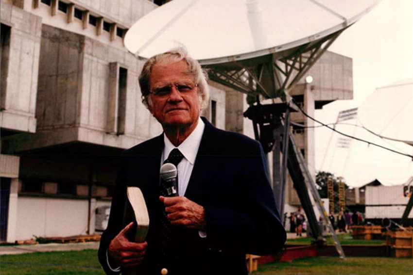 Billy Graham, America’s pre-eminent evangelist, dies at 99