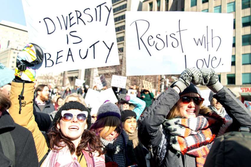 Toronto protesters join worldwide outrage against U.S. refugee ban
