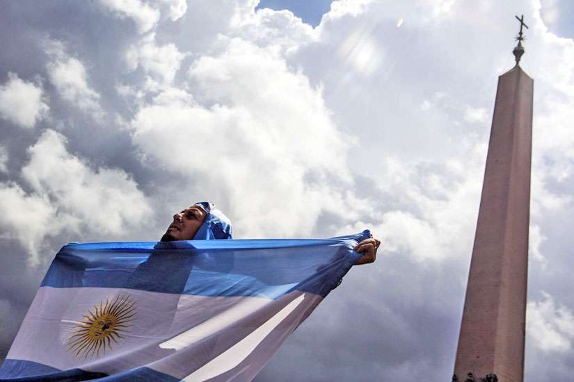 Sainthood cause of Argentine cardinal moves forward