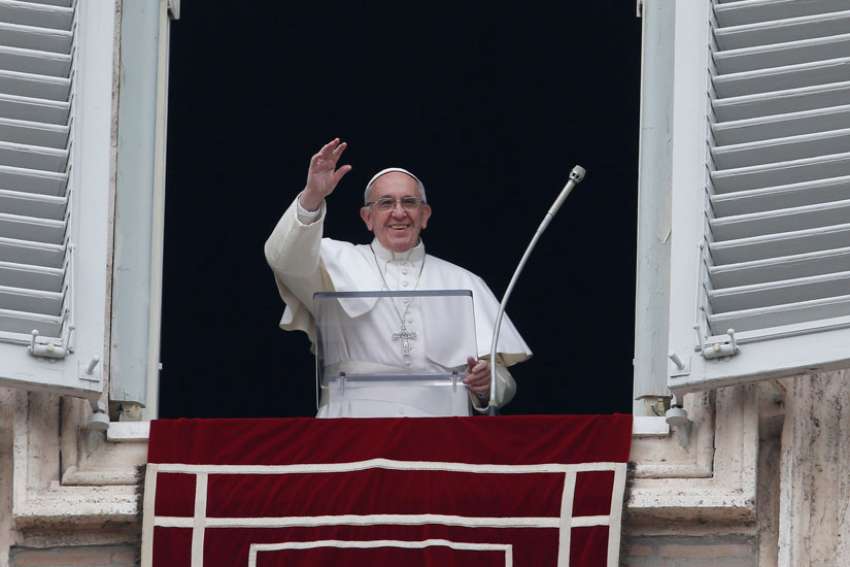 Indigenous leaders, Saskatchewan bishops invite Pope to Canada
