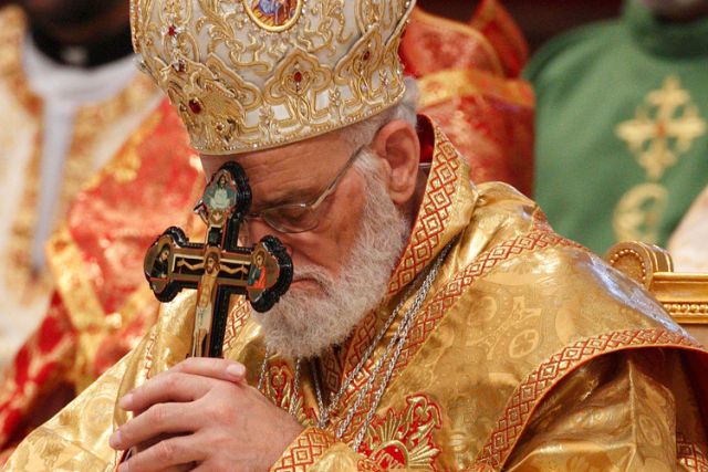 Patriarch calls for prayers for success of peace conference on Syria 