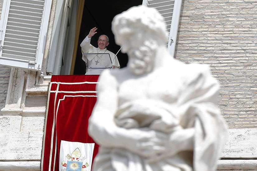Polish bishop suggests World Youth Day 2016 should be 'open to all'