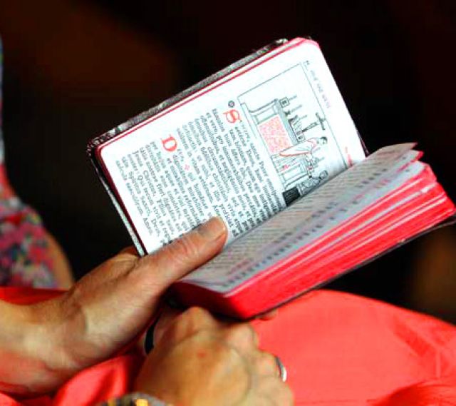 Latest Catholic Mass translation not popular among U.S. clergy