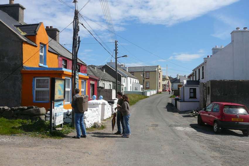 Residents of remote Irish island happy they'll have Christmas Mass