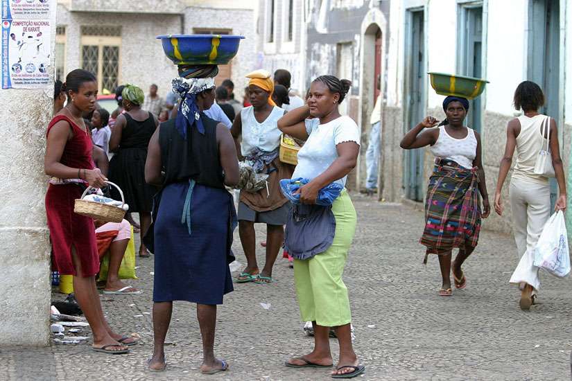 Catholic Relief uses lessons learned from Ebola to fight Zika in Cape Verde