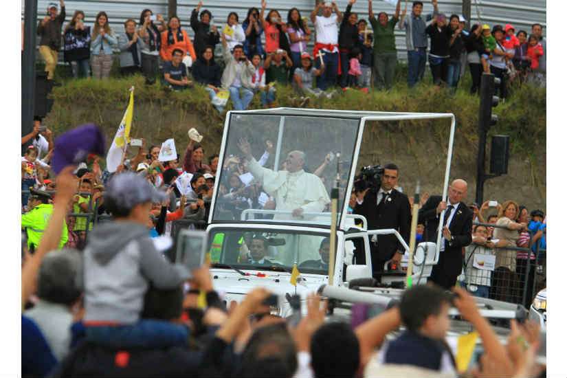 Popemobile shipped to U.S. ahead of Pope’s arrival