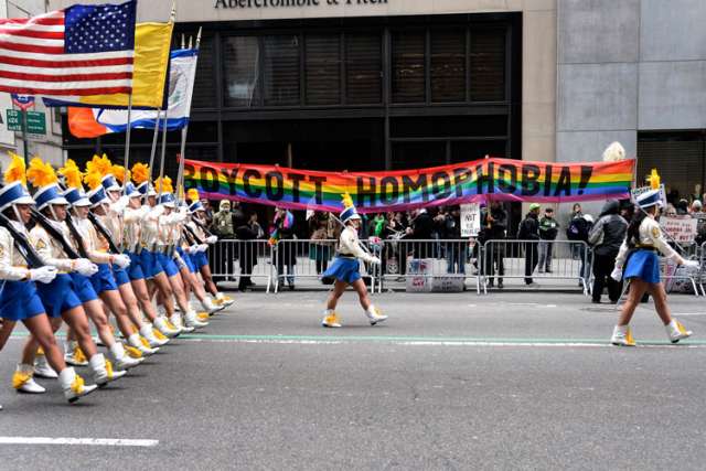 Gay groups in St. Patrick’s parade all right with N.Y. Cardinal Dolan