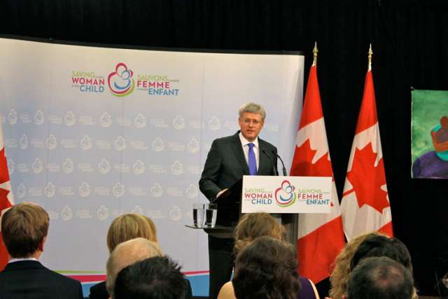 Harper pledges another $3.5 billion for maternal care