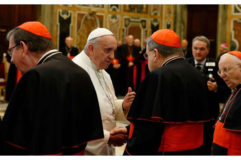 Pope warns Vatican officials of 'spiritual Alzheimer's,' other ills