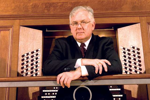 Famed organist Christie to perform in Toronto