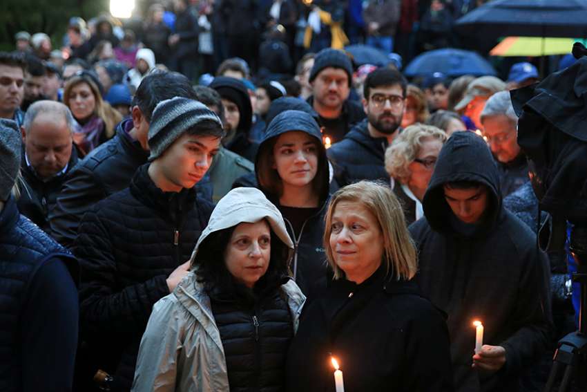 Deadly attack on synagogue an inhumane act of violence, Pope says