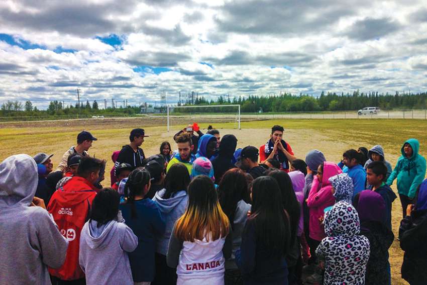Toronto students ready for encore soccer camp in Attawapiskat
