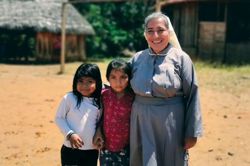 Synod tackles issue of married priests