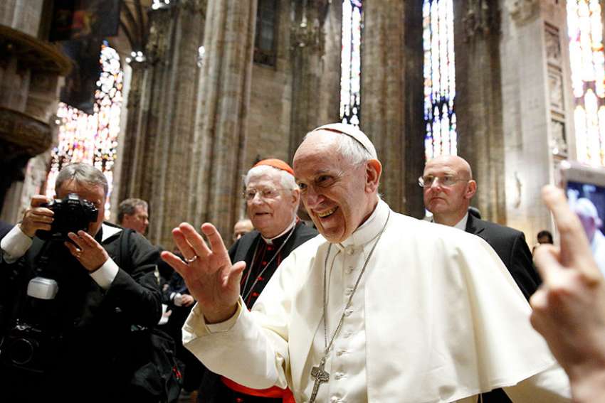 Pope spends Milan visit with poor and those who minister to them