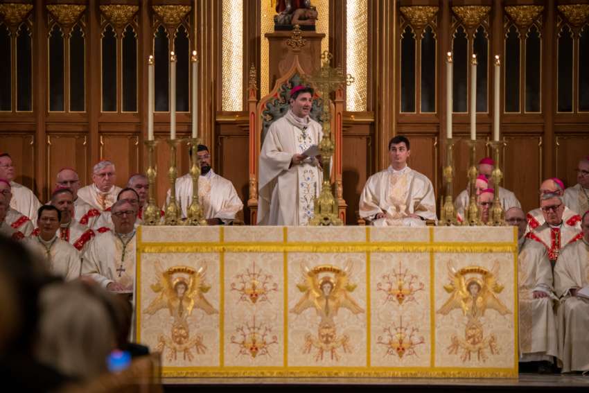 Francis Leo installed as Archbishop of Toronto